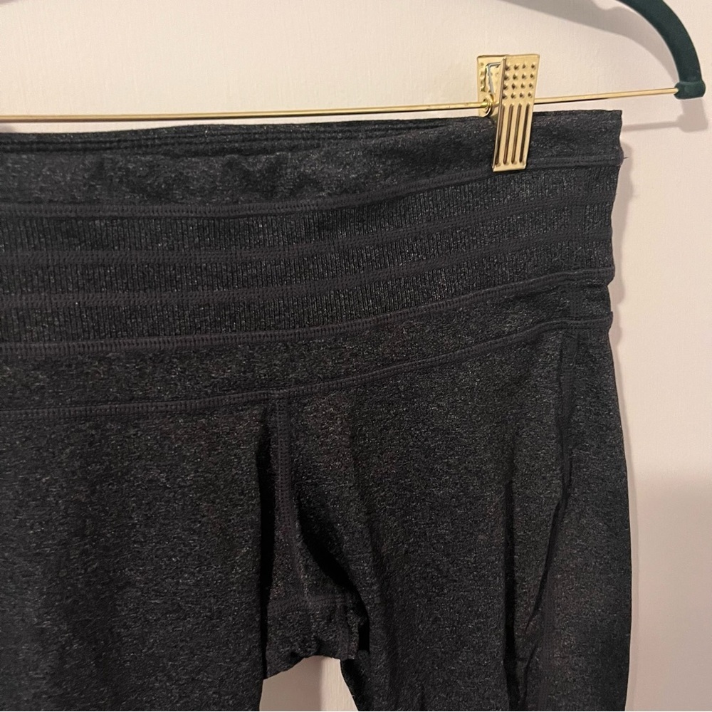 Prana Charcoal Gray Olympia Knicker Knee Length Capri Leggings Size Small - Picture 2 of 10